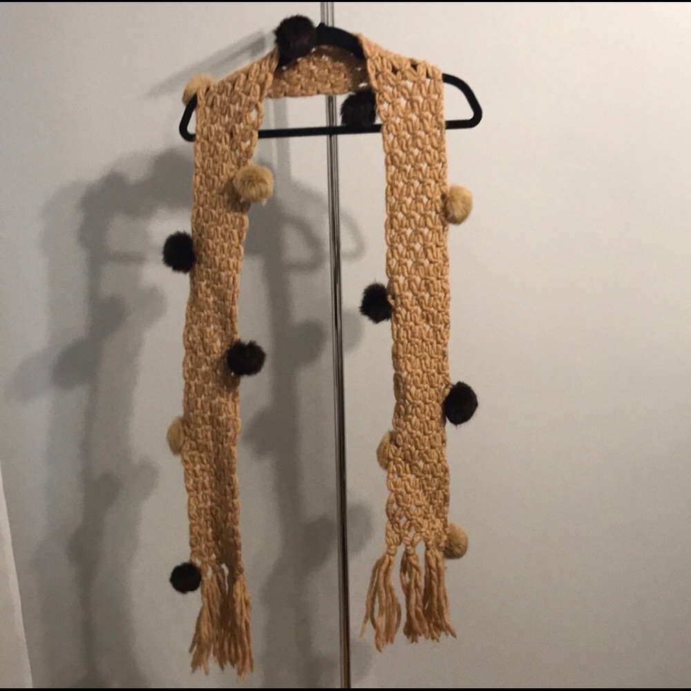 DANIER SCARF